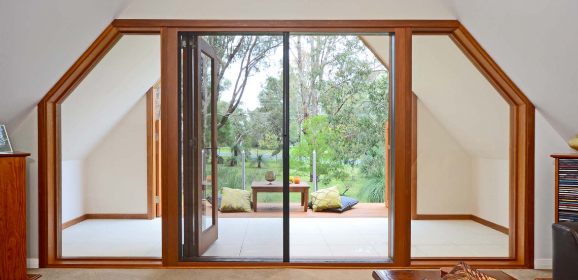 Bifold_doors_plus_flyscreens_Perth.jpg